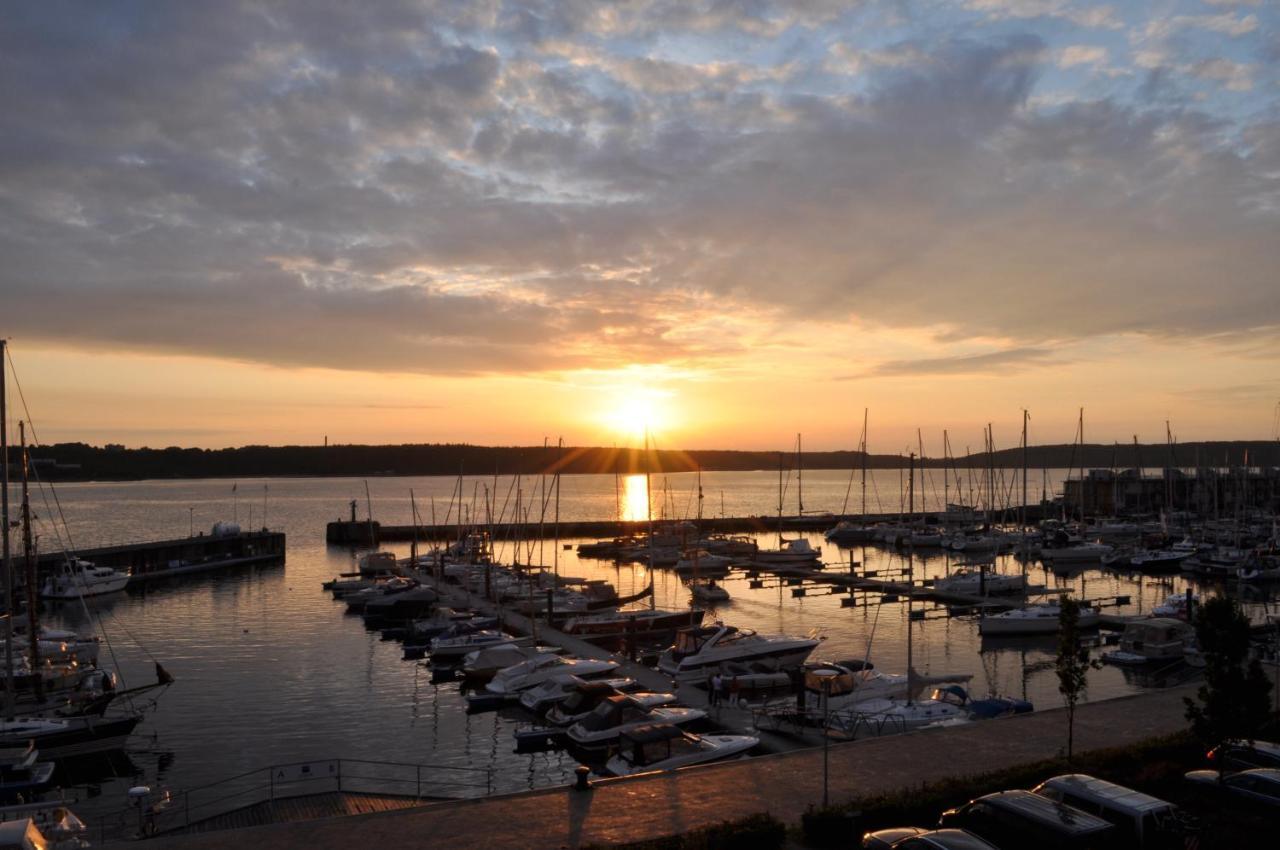 Fewo1846 - Baltic Lodge - Komfortable Maisonettewohnung Mit 3 Schlafzimmern, Balkon Und Blick Auf Die Marina Sonwik Flensborg Eksteriør billede